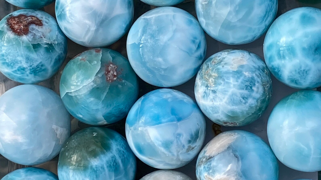 Exploring the Healing Properties of Larimar: A Gemstone Gift from the Sea