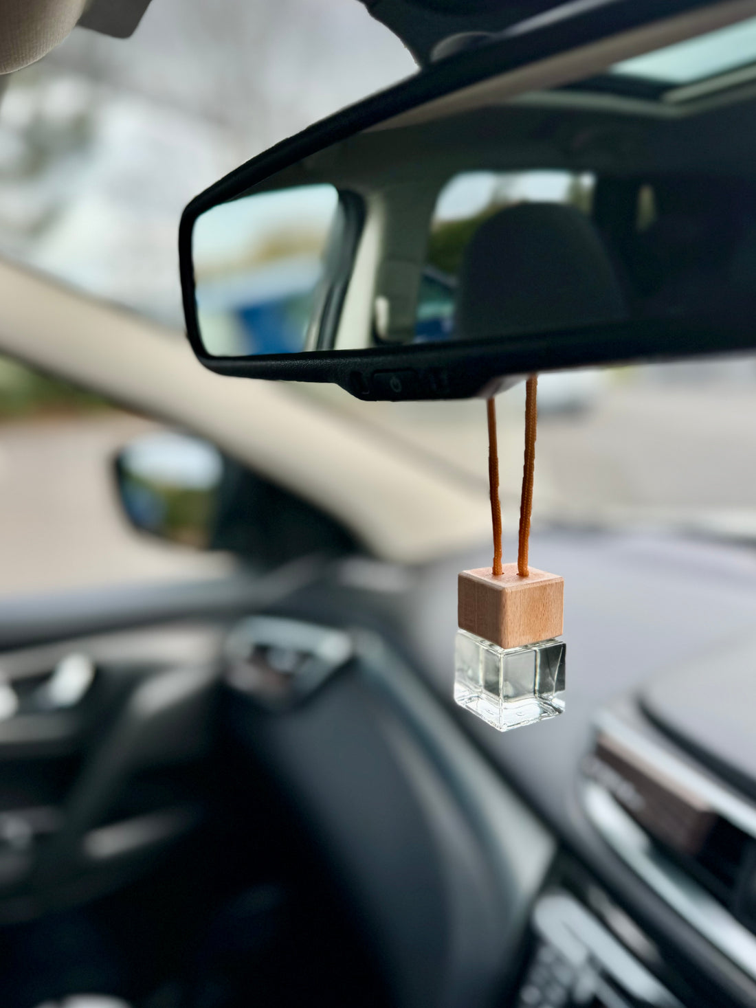 Cassis Vineyards | Luxury Car Perfume Diffuser